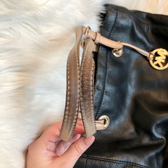 Michael Kors Tote Purse, Leather, Black & Tan, FUC - Picture 11 of 16